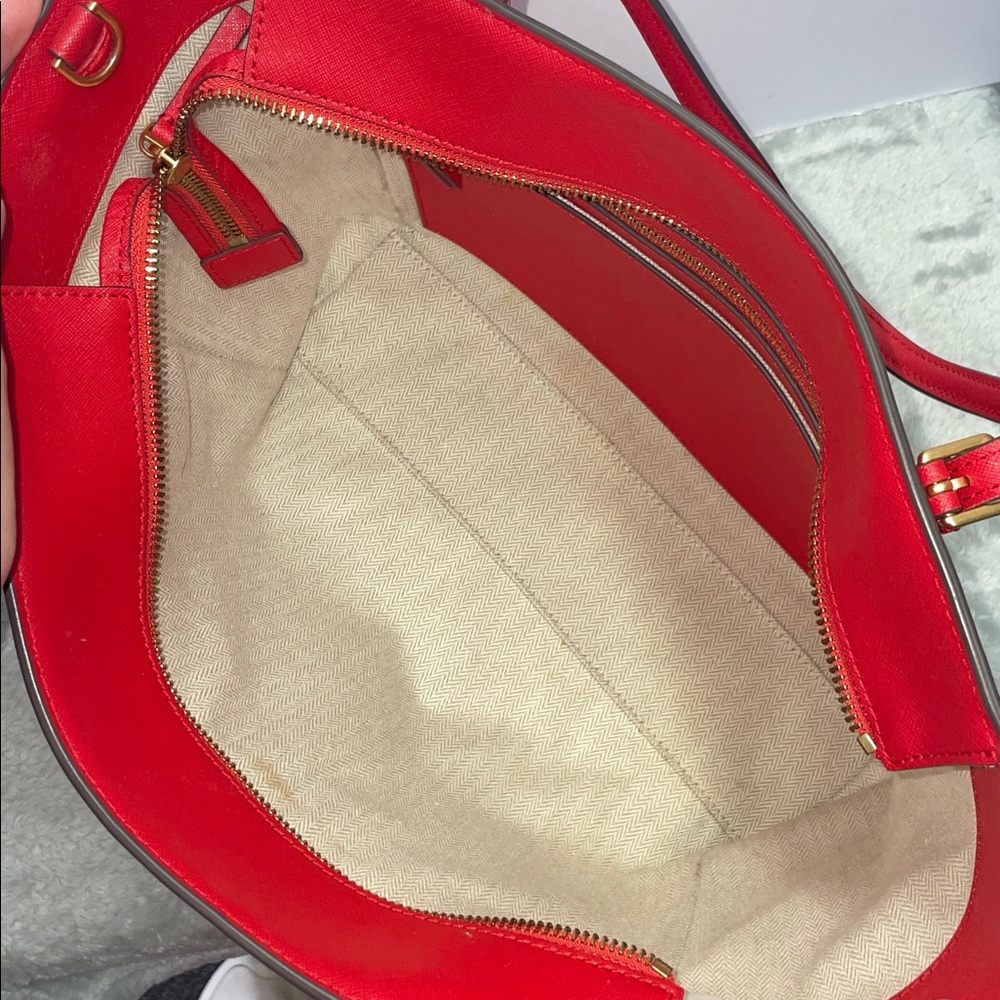 Tory Burch ‘Emerson’ Tote - Picture 10 of 15